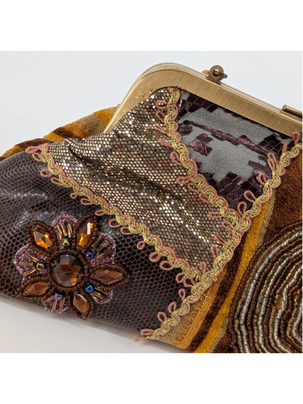 Y2K Maximalist Beaded Shell Patchwork Kiss Lock Clutch Shoulder Bag